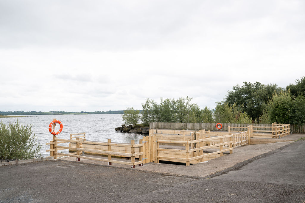 The natural shoreline beside LakEscape